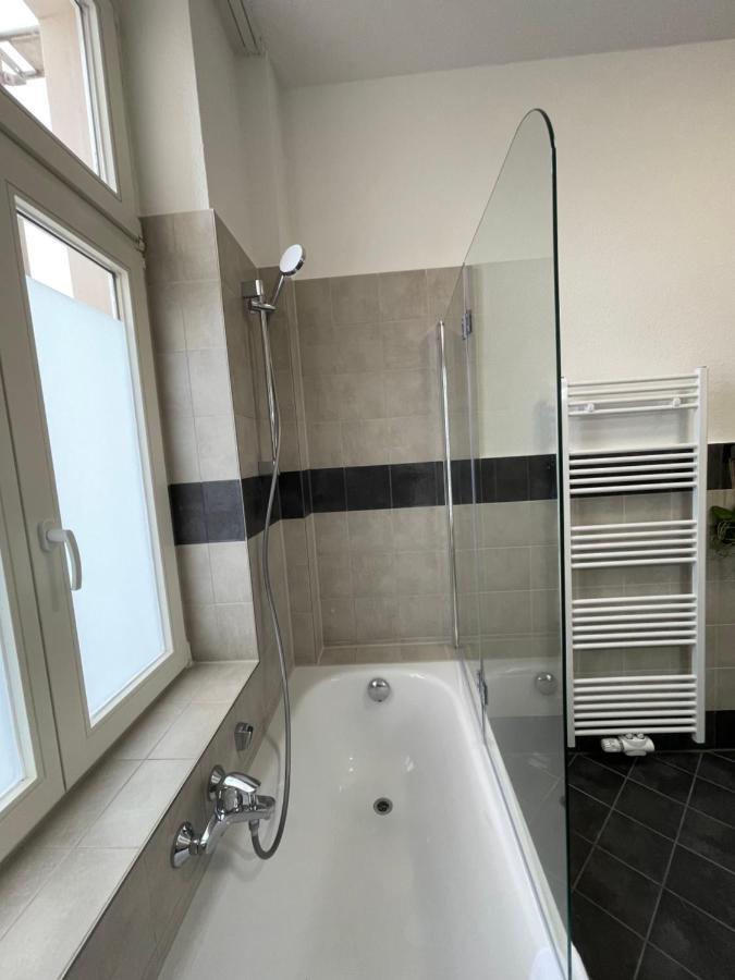 Lucky Stays Ls07 - Vollausstattung - Zentrum - Aufzug - Grosse Kueche - 2 Zimmer - Smart-Tv Magdeburg Exteriör bild